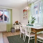 Haus Rosi * Friedrichshafen